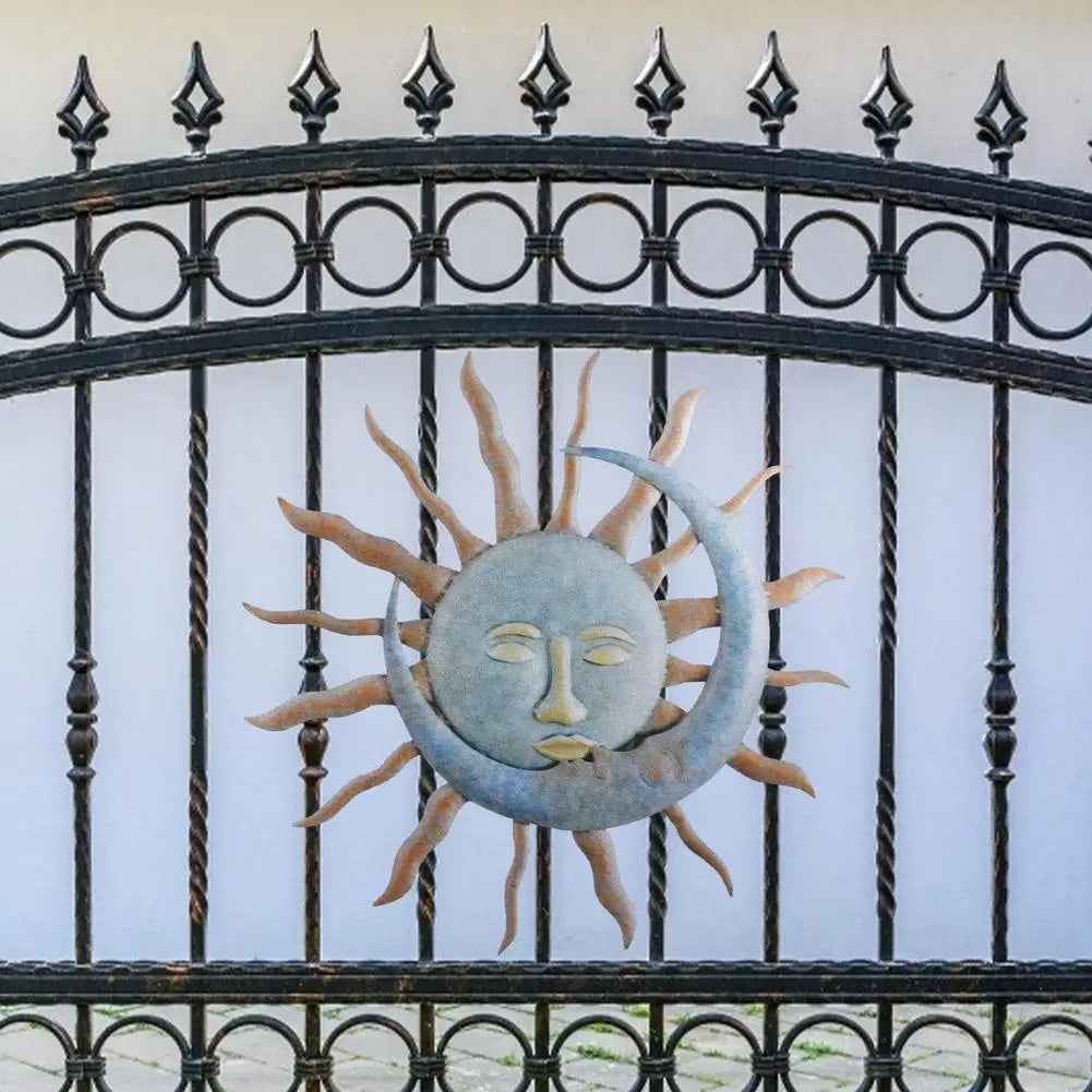 Décoration Murale Extérieure " Le Baiser des Astres "